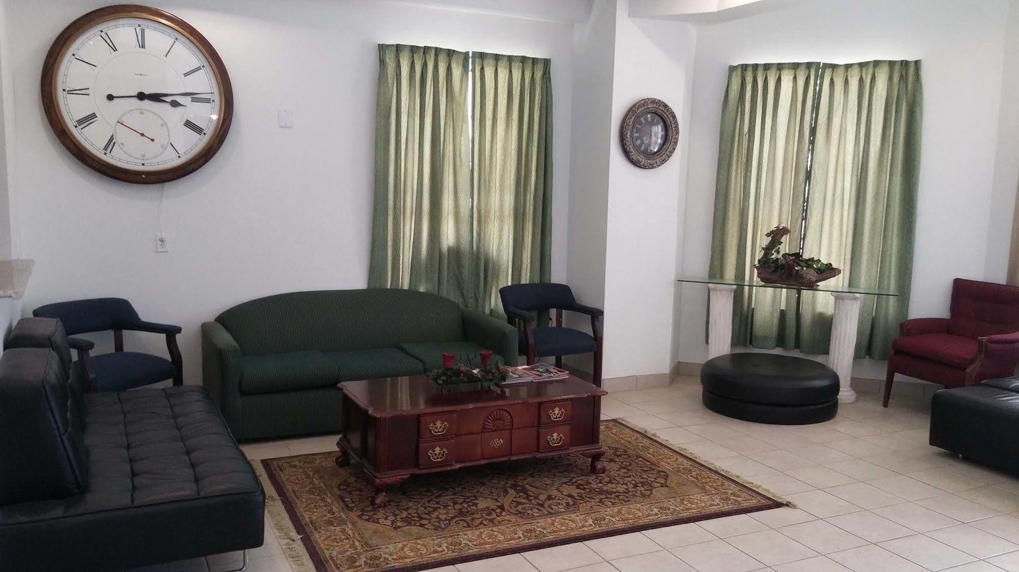 Country Regency Inn & Suites Manvel Dış mekan fotoğraf